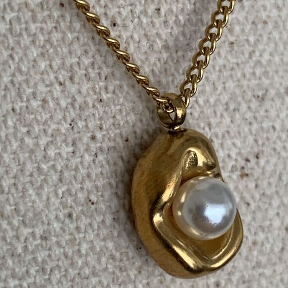 Golden Egg in a Nest Pendant Necklace with Faux Pearl - Picture 4 of 8